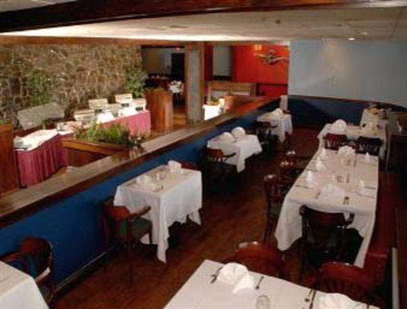 Ramada Columbia/Fort Jackson Area Restoran foto