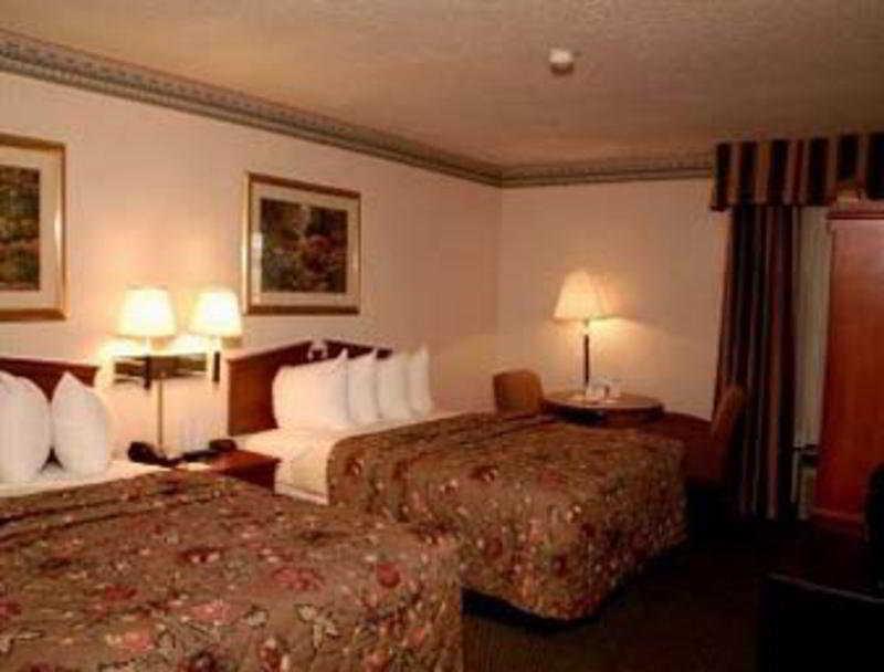 Ramada Columbia/Fort Jackson Area Ruang foto